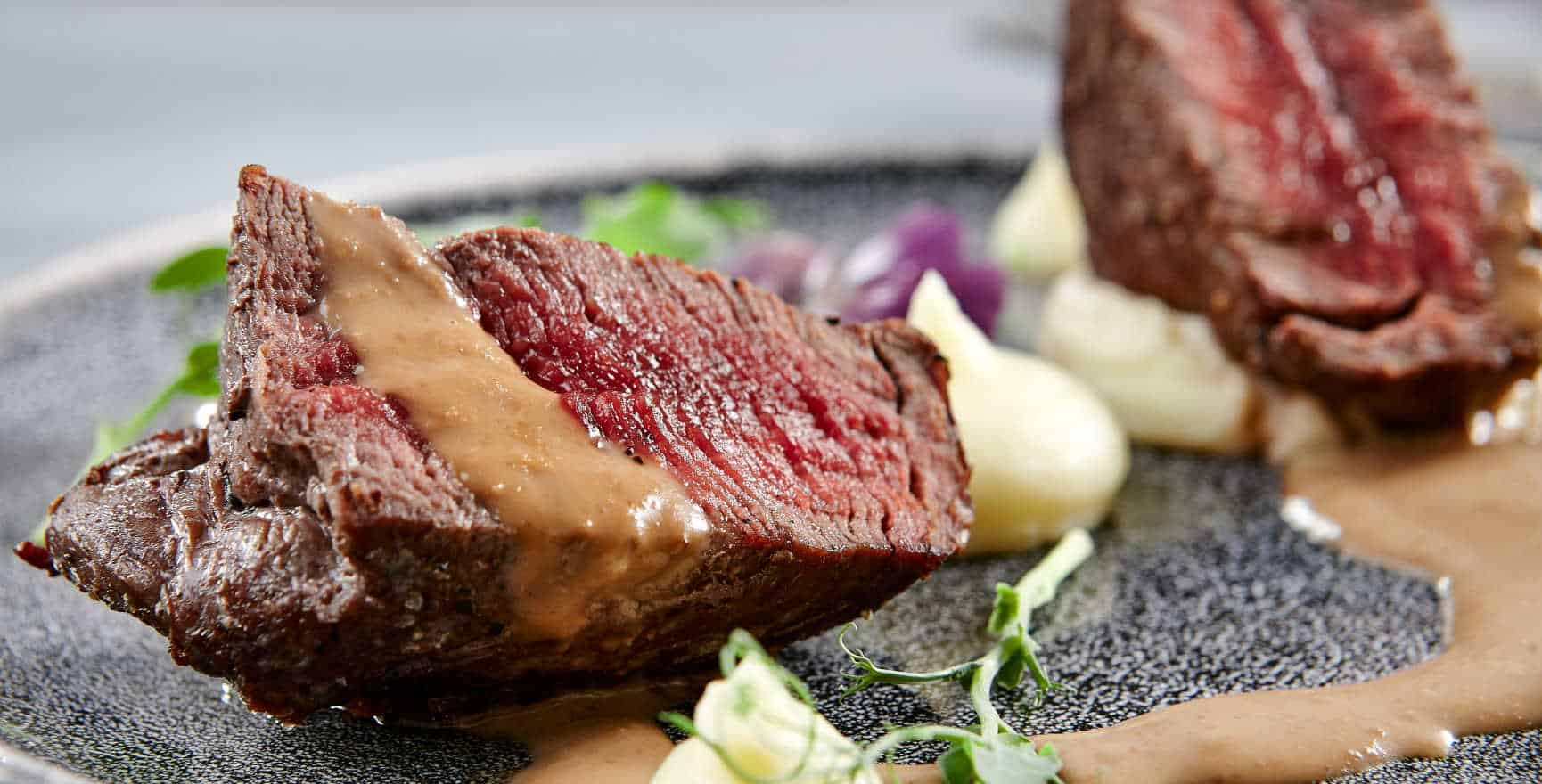 04 - Suites du Montana - restaurant le gourmet - boeuf de l'aubrac