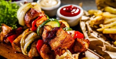 05 - Hôtel Village Montana - Restaurant La Place - brochette frite