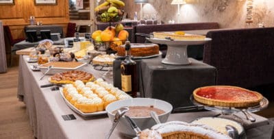 Restaurant le chalet tignes - buffet de dessert
