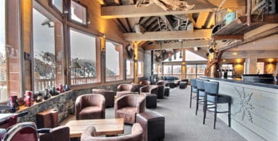 Table du Carlina - bar intérieur