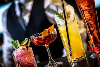 Hôtel Daria-I Nor - Barman et cocktails-21