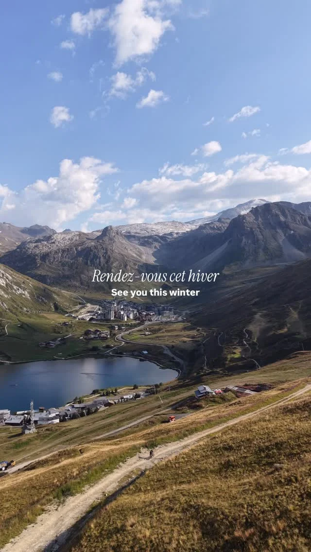 La saison d’été touche à sa fin ✨

Ce dimanche, le Village Montana à Tignes, le Carlina à Belle-Plagne et le Chamois d’Or à l’Alpe d’Huez referment doucement leurs portes après une saison rythmée par les sommets, les terrasses ensoleillées et tous ces instants partagés en altitude.

Merci à nos équipes pour leur énergie et leur attention au quotidien, et merci à chacun d’entre vous d’avoir choisi Les Étincelles Collection pour vos parenthèses d’été.

L’été s’achève, mais les souvenirs restent. À très vite en montagne.

---

The summer season is coming to an end ✨

This Sunday, Village Montana in Tignes, Carlina in Belle-Plagne and Chamois d’Or in Alpe d’Huez will gently close their doors after a season filled with mountain views, sun-drenched terraces and unforgettable moments at altitude.

Thank you to our teams for their care and energy every day, and to all of you who chose Les Étincelles Collection for your summer escapes.

Summer may be ending, but the memories remain. See you soon in the mountains.

---

#EtincellesCollection #SummerInTheAlps #VillageMontanaTignes #CarlinaBellePlagne #ChamoisdOrAlpeDHuez
